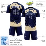 Maglia da calcio personalizzata con frammento astratto, stampata a sublimazione, uniforme blu navy, crema e bianco Maglia da calcio personalizzata con frammento astratto, stampata a sublimazione, uniforme blu navy, crema e bianco