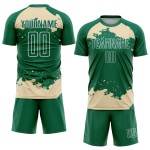 Maglia da calcio Kelly personalizzata con frammento d'arte astratta verde e crema, stampata a sublimazione Maglia da calcio Kelly personalizzata con frammento d'arte astratta verde e crema, stampata a sublimazione