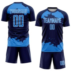 Maglia personalizzata blu navy e bianca, frammento di uniforme da calcio, arte astratta in sublimazione Maglia personalizzata blu navy e bianca, frammento di uniforme da calcio, arte astratta in sublimazione