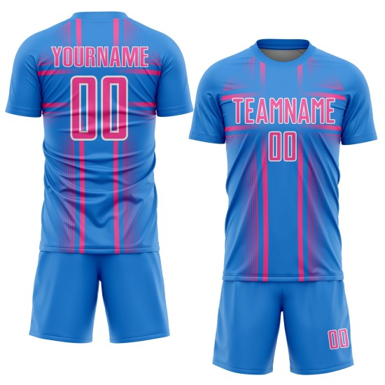 Maglia da calcio personalizzata con stampa sublimatica delle linee blu, uniforme rosa-bianca Maglia da calcio personalizzata con stampa sublimatica delle linee blu, uniforme rosa-bianca