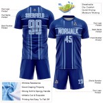 Maglia da calcio personalizzata Royal Soccer con linee chiare stampate a sublimazione, blu e bianco Maglia da calcio personalizzata Royal Soccer con linee chiare stampate a sublimazione, blu e bianco