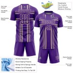 Maglia da calcio personalizzata con stampa sublimatica viola e crema Maglia da calcio personalizzata con stampa sublimatica viola e crema