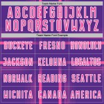 Maglia da calcio personalizzata con linee viola e stampa sublimatica rosa-bianca Maglia da calcio personalizzata con linee viola e stampa sublimatica rosa-bianca