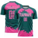 Maglia da calcio personalizzata con frammento astratto color verde acqua, uniforme rosa-bianca, stampata a sublimazione artistica Maglia da calcio personalizzata con frammento astratto color verde acqua, uniforme rosa-bianca, stampata a sublimazione artistica