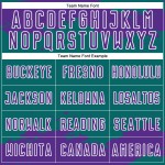 Frammento di uniforme astratta da calcio, maglia da calcio viola-verde acqua e bianca, arte personalizzata