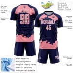Maglia da calcio personalizzata con stampa a sublimazione, motivo astratto rosa-bianco blu navy, frammento d'arte di medie dimensioni Maglia da calcio personalizzata con stampa a sublimazione, motivo astratto rosa-bianco blu navy, frammento d'arte di medie dimensioni