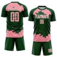 Frammento di uniforme da calcio con stampa a sublimazione astratta rosa-bianca su maglia verde personalizzata Frammento di uniforme da calcio con stampa a sublimazione astratta rosa-bianca su maglia verde personalizzata